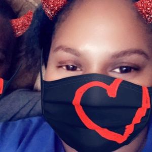 Meet your Posher, Quin